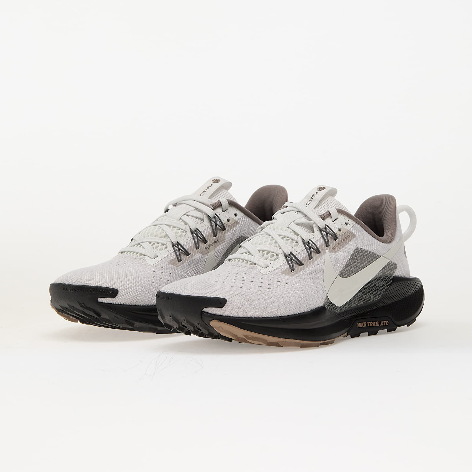 Meeste kingad Nike Reactx Pegasus Trail 5 Vast Grey/ Summit White-Black-Iron Grey