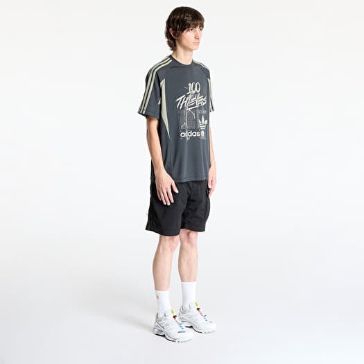 adidas｜x 100 Thieves Tシャツ 柔らかな手触り お洒落 グレー アディダス 100 Thieves Tシャツ - グレー | アディダス ジャパン