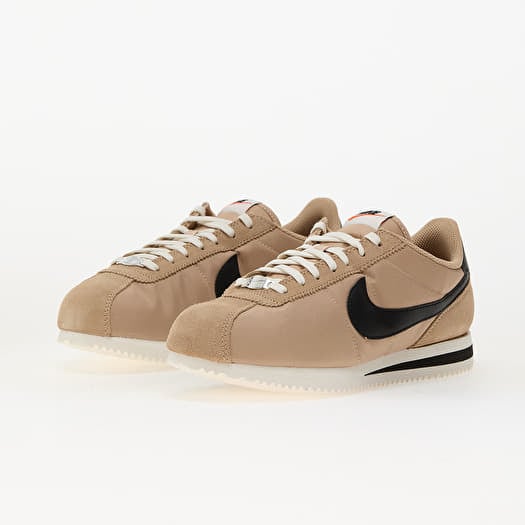 Chaussures et baskets femme Nike W Cortez Desert/ Black-Sail