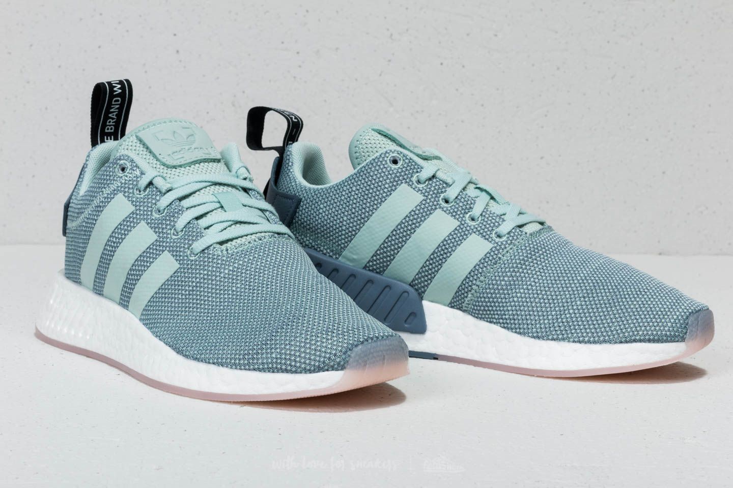 Adidas nmd r2 top steel