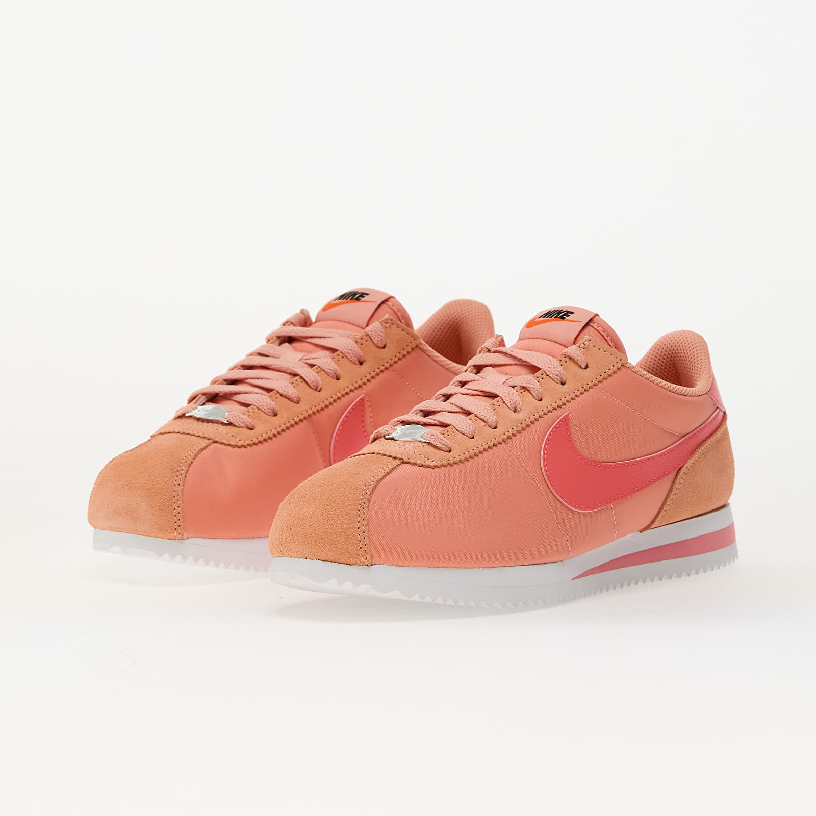 Zapatillas mujer Nike Cortez Textile Apricot Agate/ Magic Ember-White