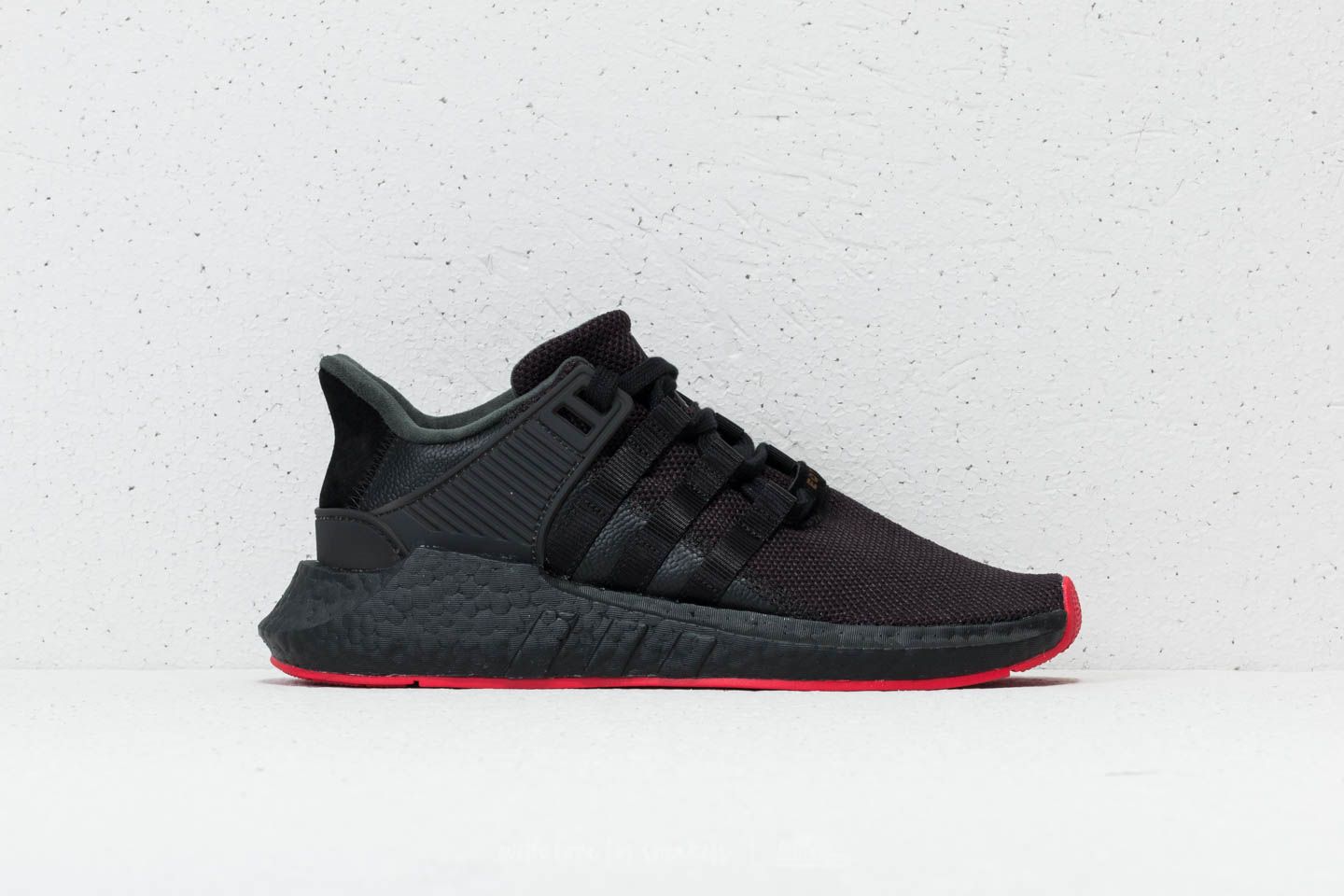 Eqt boost on sale black red