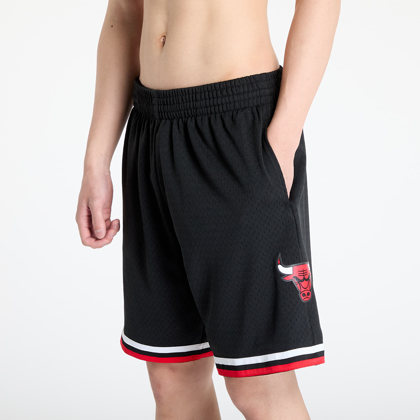 Pantalones cortos para hombre Mitchell & Ness NBA Bulls 97-98 Alternate Swingman Shorts Black