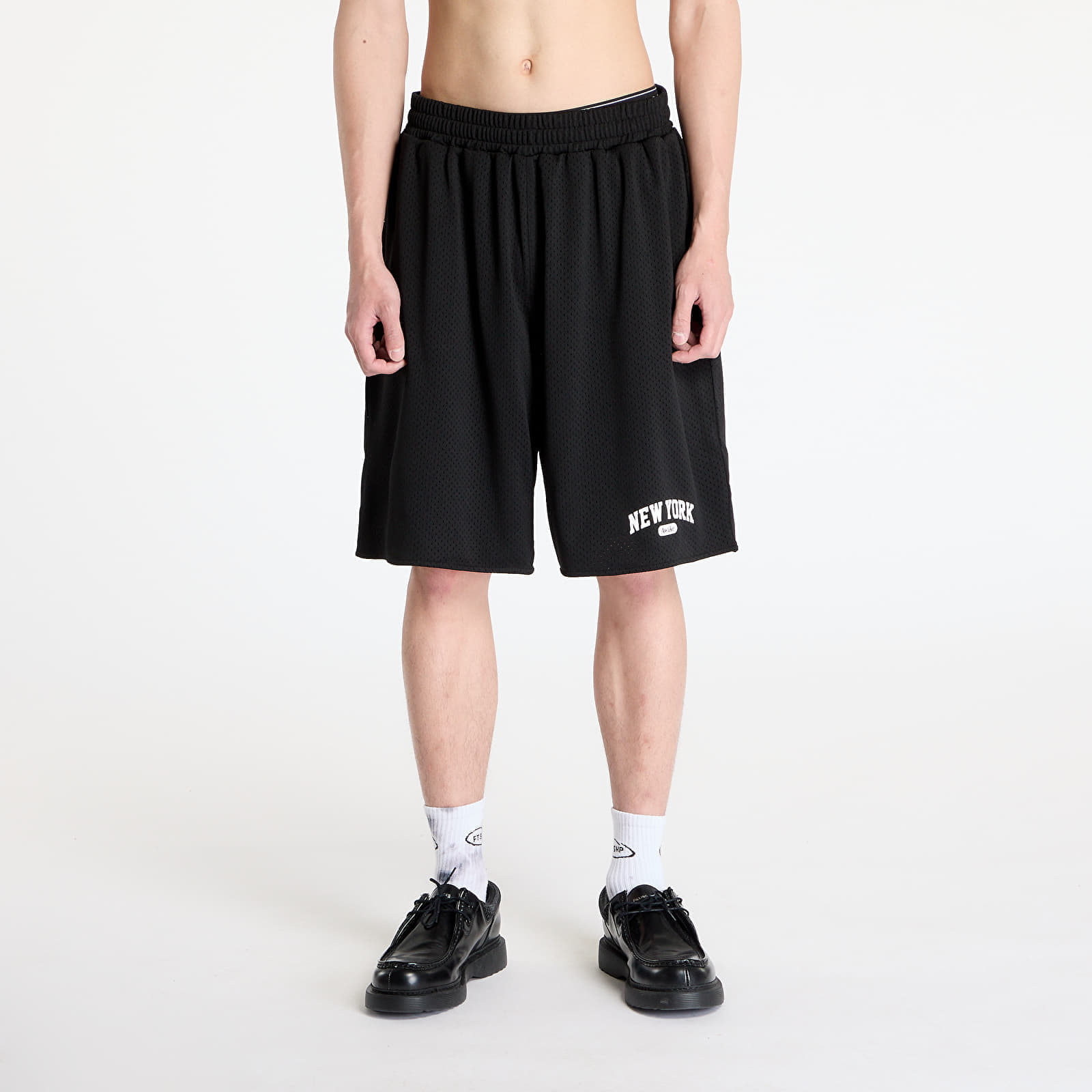 Awake NY Ny Archway Basketball Shorts Black XL