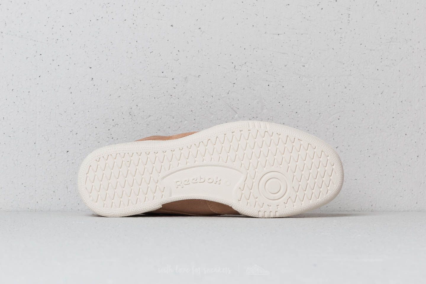 Men's shoes Reebok x Montana Cans Club C 85 Make Up/ Chalk