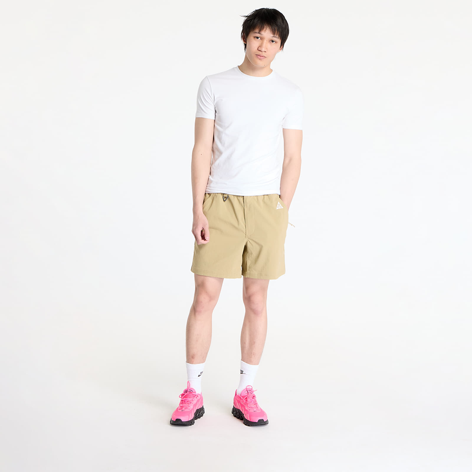 Kurzhosen Nike ACG Men's Hiking Shorts Parachute Beige/ Summit White