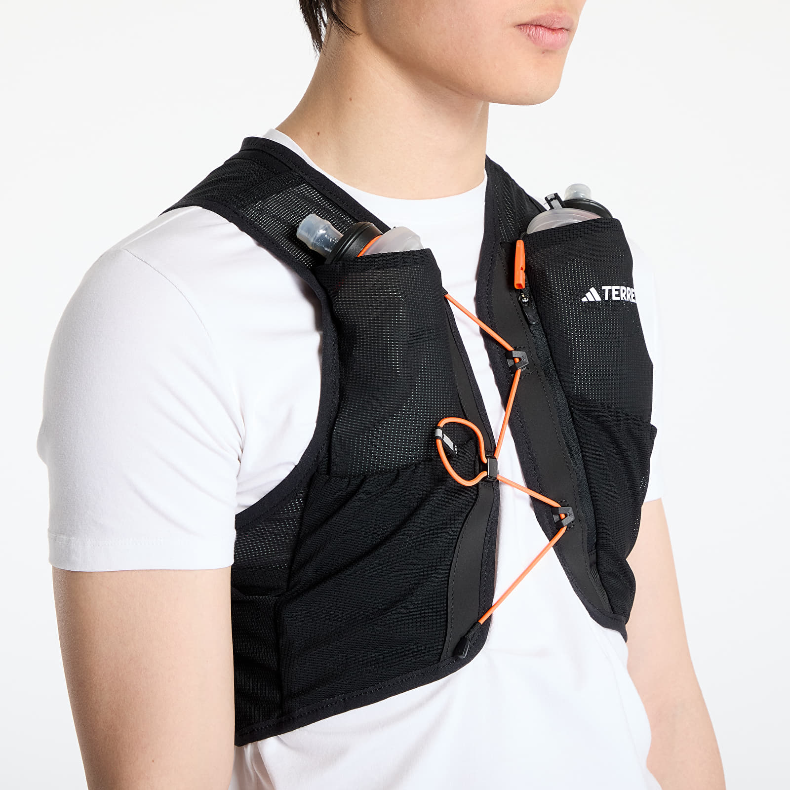 Vests adidas Terrex Techrocktrail Running  Vest 5 L UNISEX Black/ White/ Impact Orange