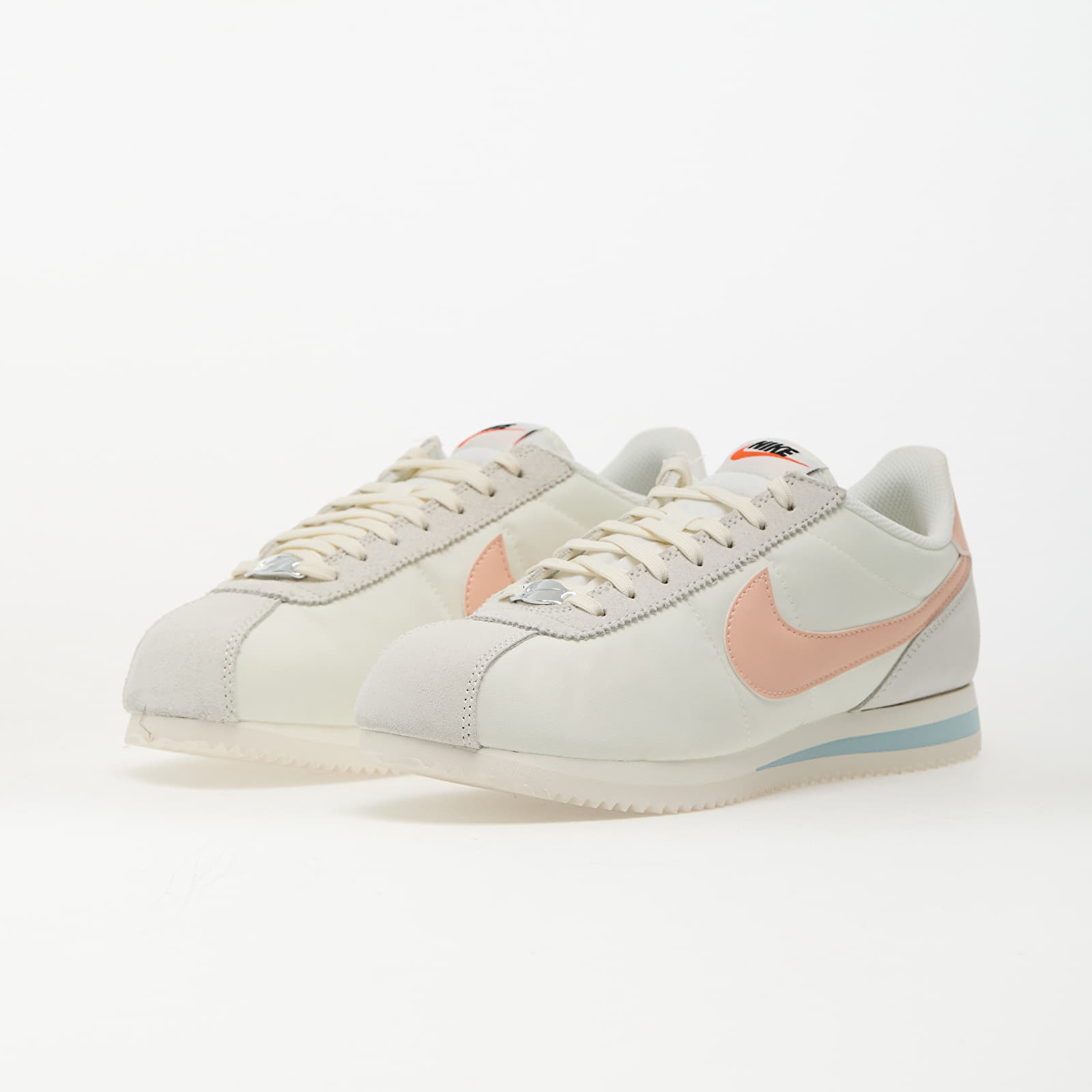Dámske topánky a tenisky Nike W Cortez Sail/ Arctic Orange-Ocean Bliss