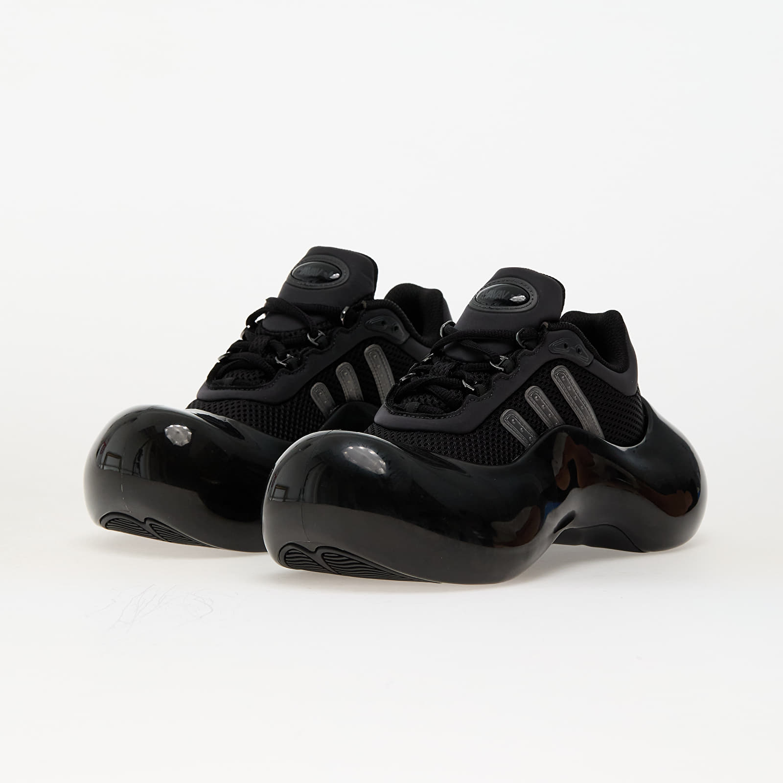 Naiste jalatsid adidas Moonrubber Core Black/ Utility Black/ Utility Black