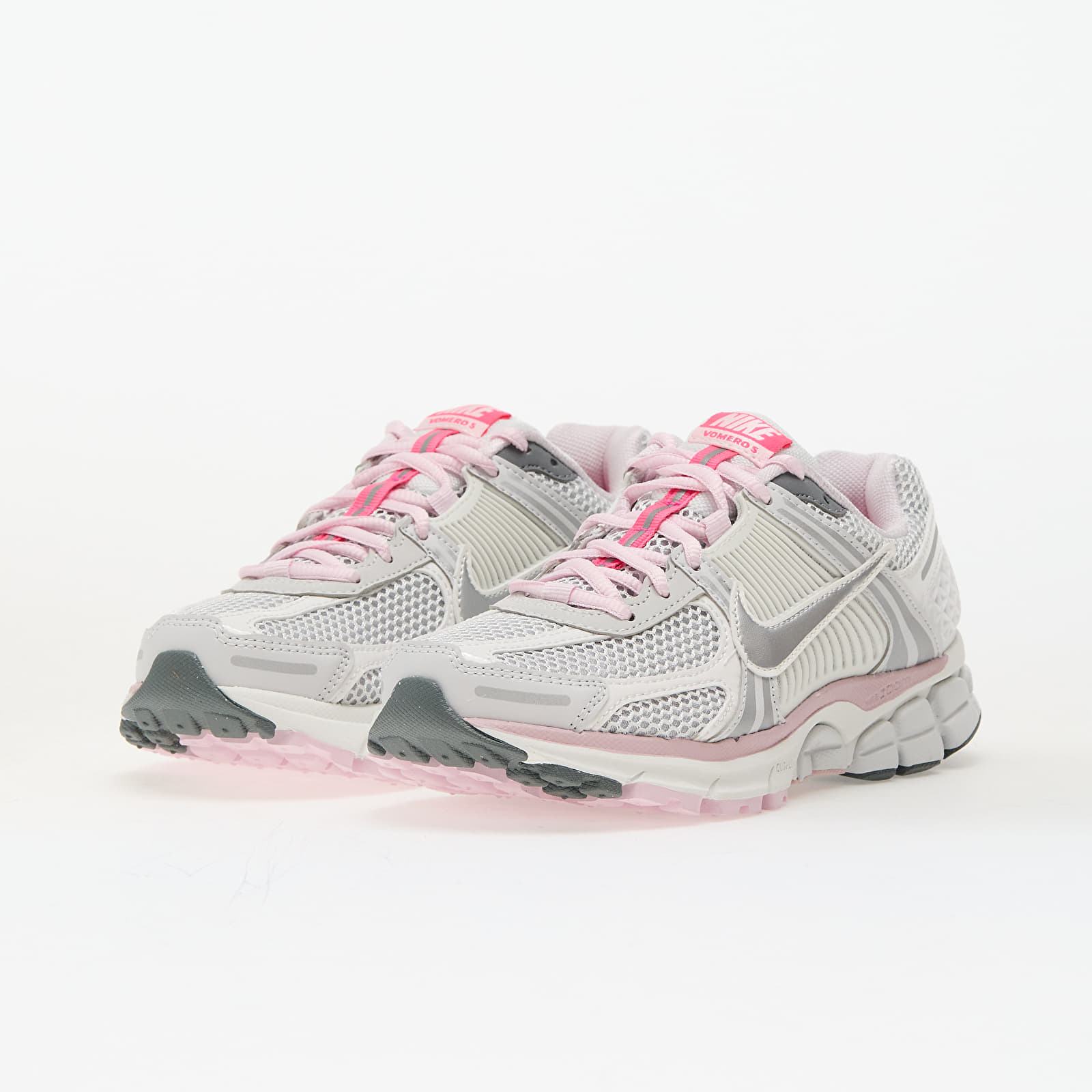 Dámské tenisky a boty Nike W Zoom Vomero 5 Photon Dust/ Metallic Silver-Summit White