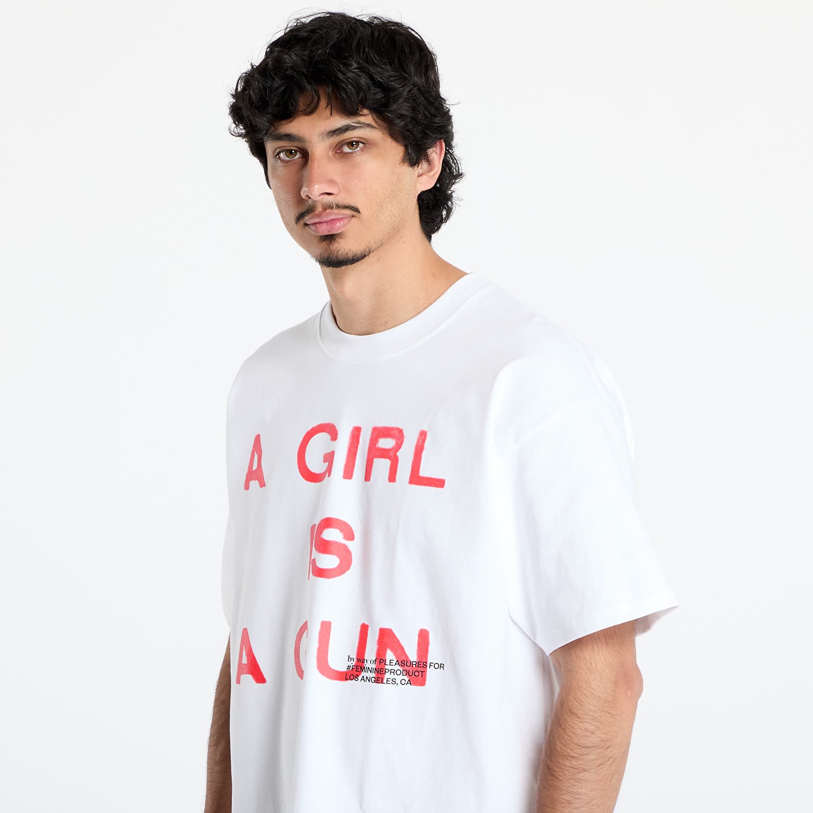 T-shirts PLEASURES Girl Is A Gun T-Shirt White