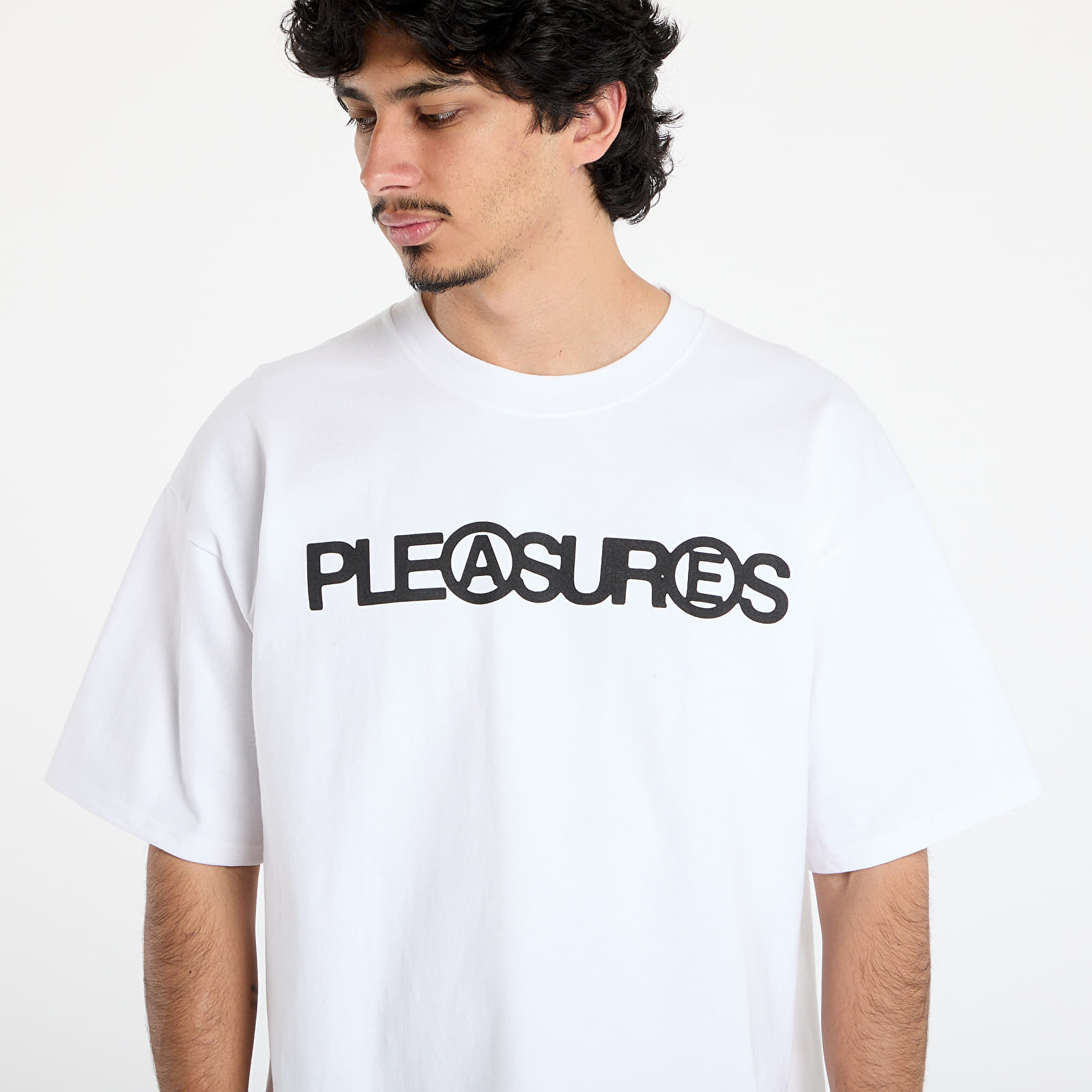 Camisetas PLEASURES Fanzine T-Shirt White