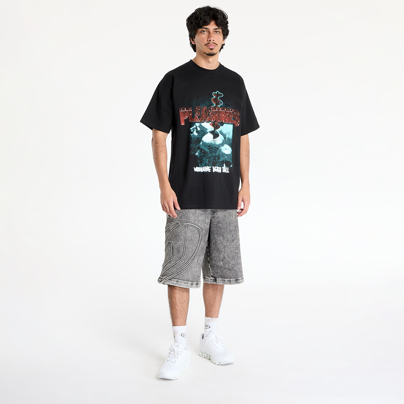T-shirts PLEASURES Migraine T-Shirt Black Edge