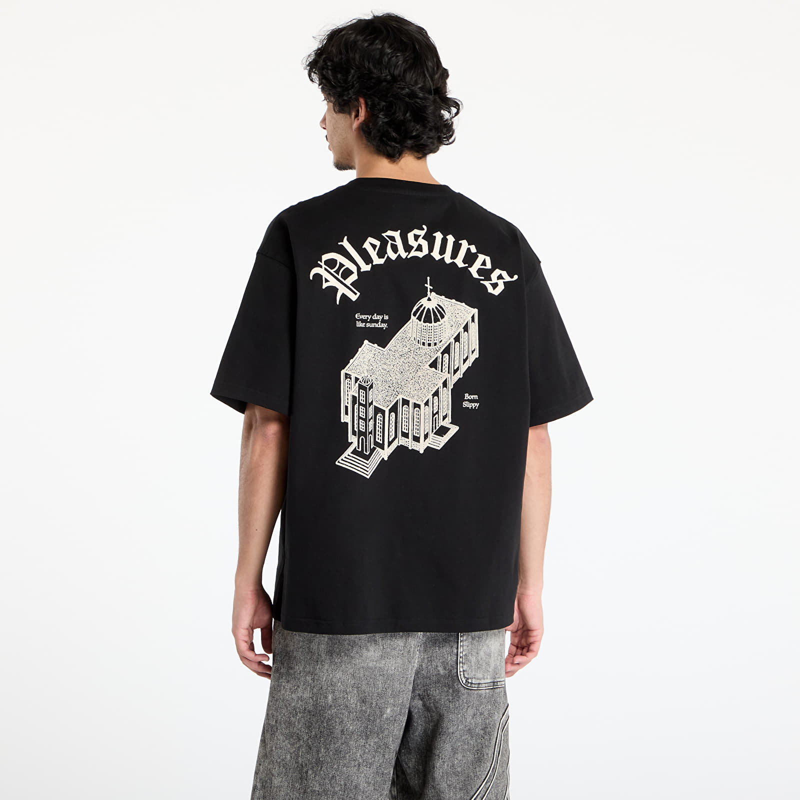 T-Shirts PLEASURES Chapel Heavyweight Shirt Black