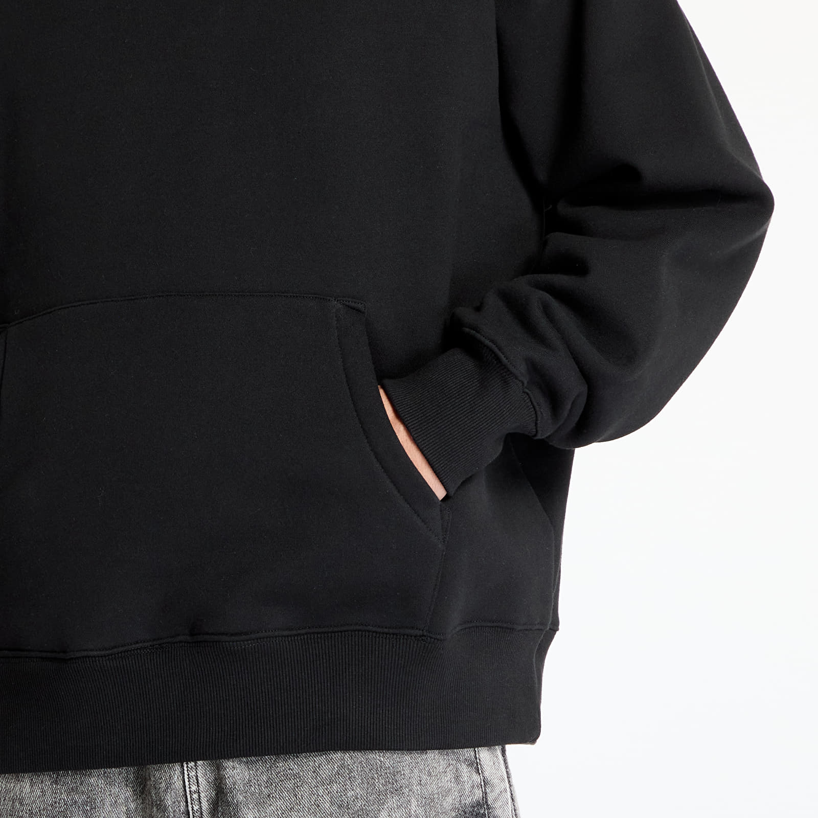 Sweatjacken und Sweatshirts PLEASURES Neural Hoodie Black