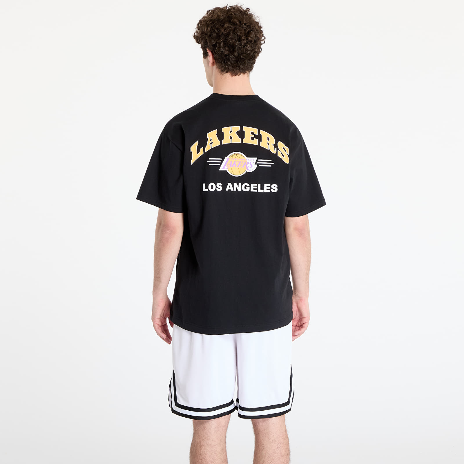 Männer T-Shirts Mitchell & Ness NBA Double Hit Ss Pocket Tee Vintage Logo Lakers Black