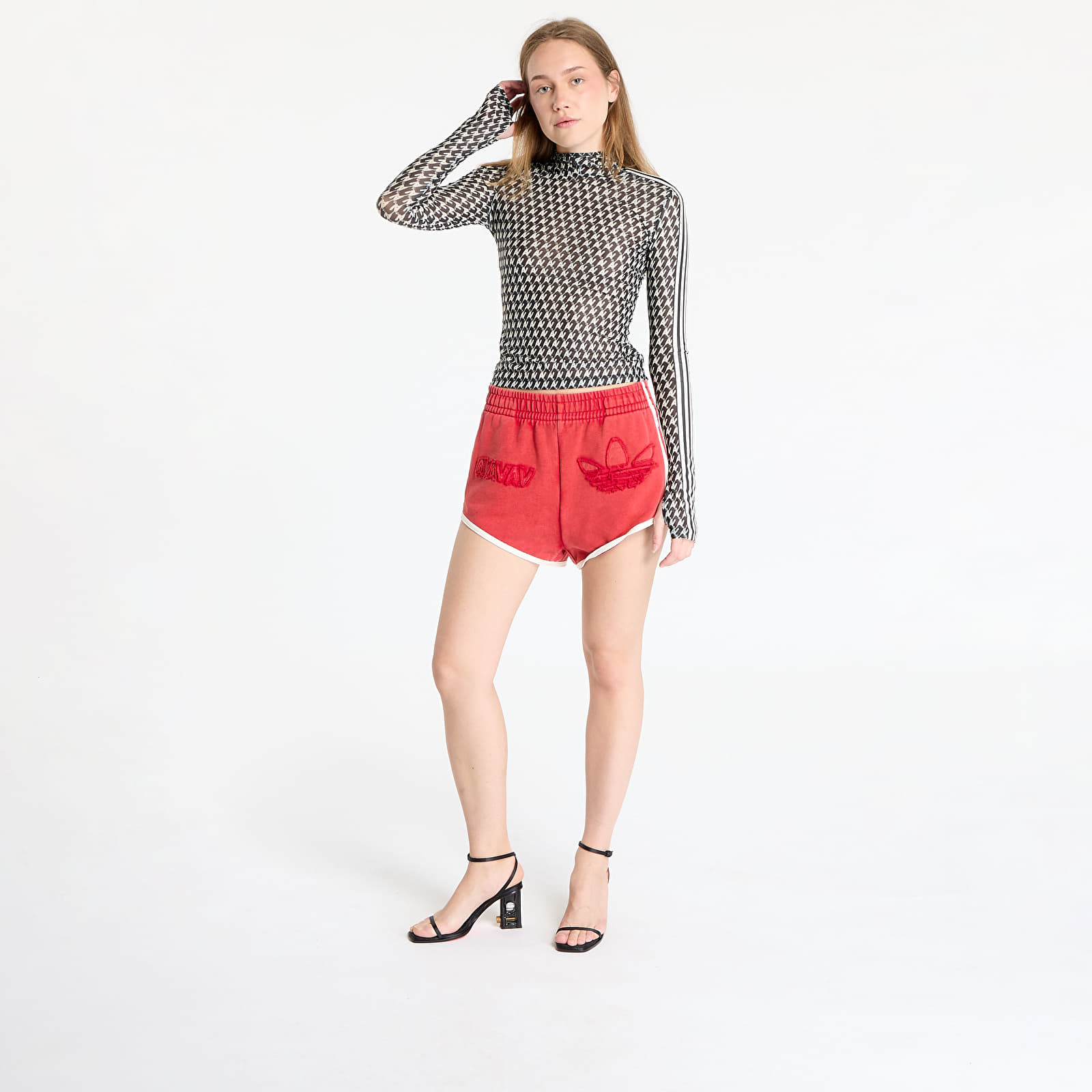 Rövidnadrágok adidas x Avavav Boxing Short Red/ Power Red