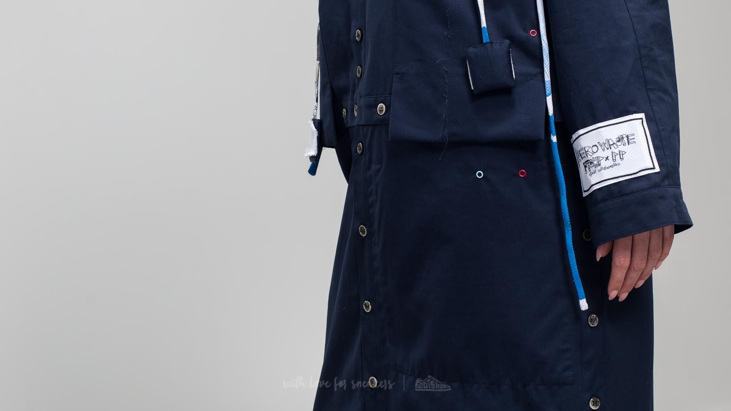 Bundy a kabáty Footshop x Petra Ptáčková ZERO WASTE Out Of Box Adjustable Coat Navy