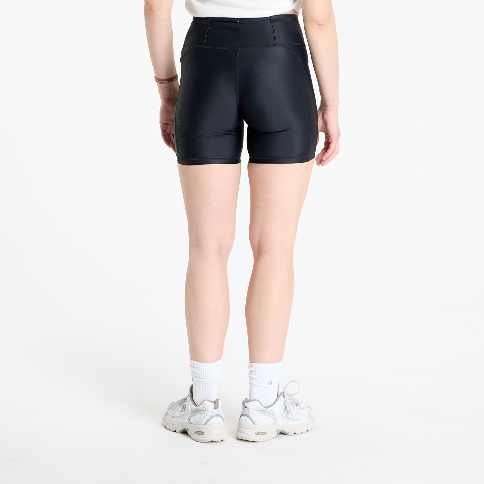 Sieviešu šorti Nike ACG "Tree Frog" Women's Dri-FIT ADV Mid-Rise 6" Shorts Black/ Black/ Summit White