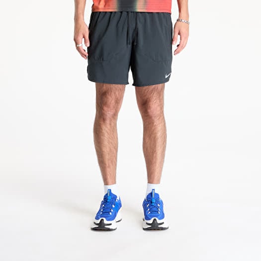 Shortsid Nike Stride Men's Dri-FIT 7" Brief-Lined Running Shorts Black/ Black/ Reflective Silv