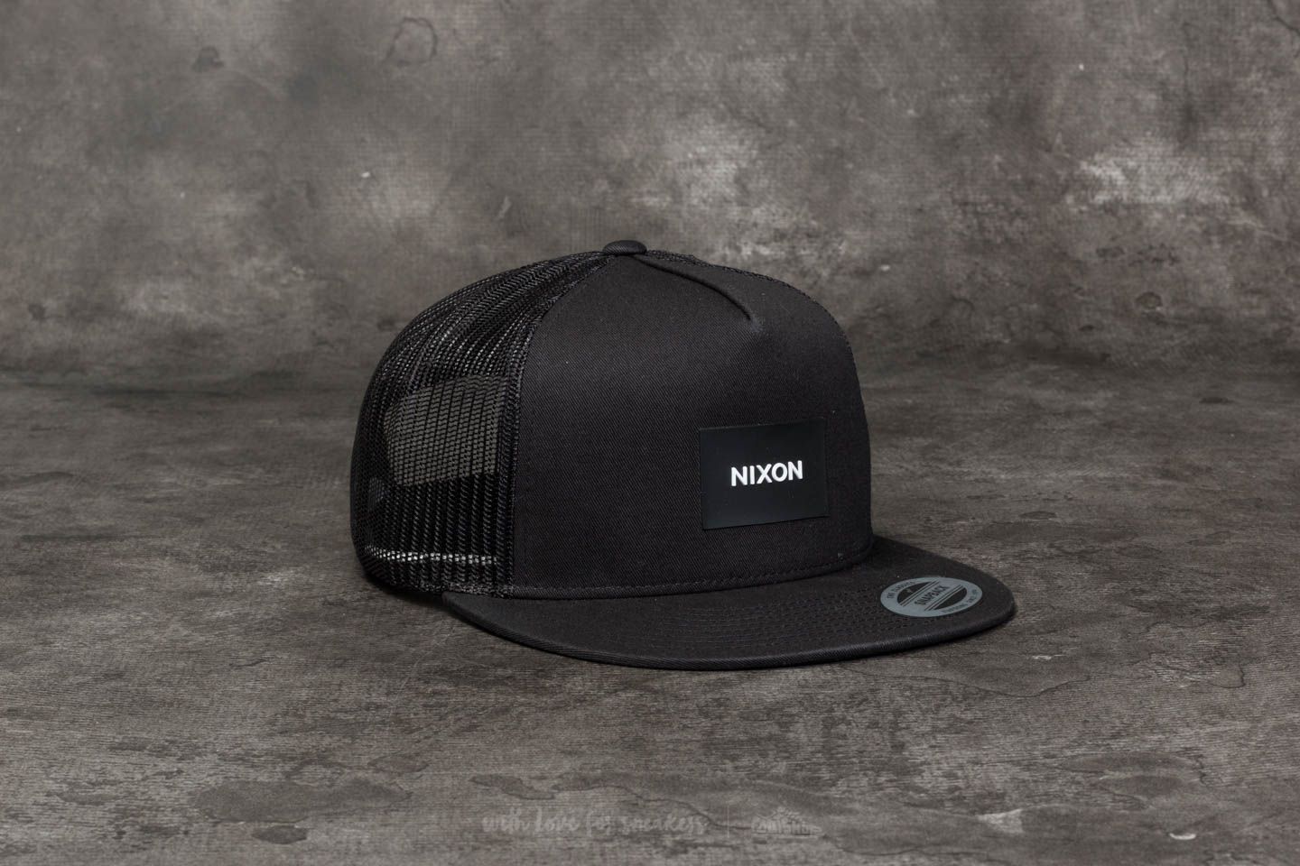 Nixon trucker cap outlet