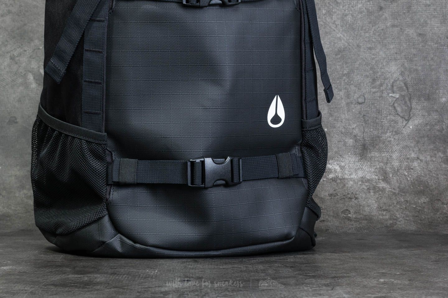 Nixon landlock backpack 3 top