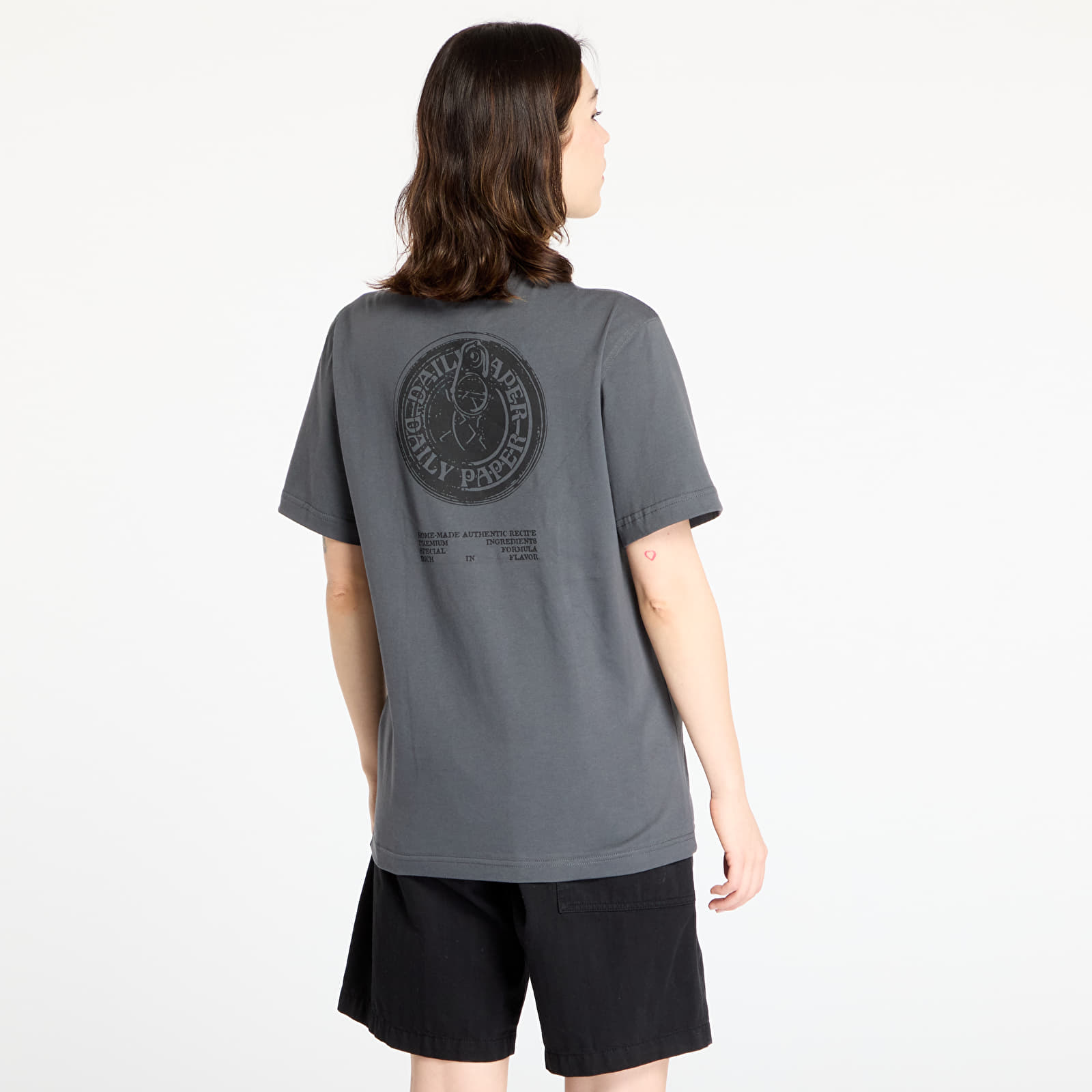Pólók Daily Paper Tin Lid T-Shirt UNISEX Black Oyster