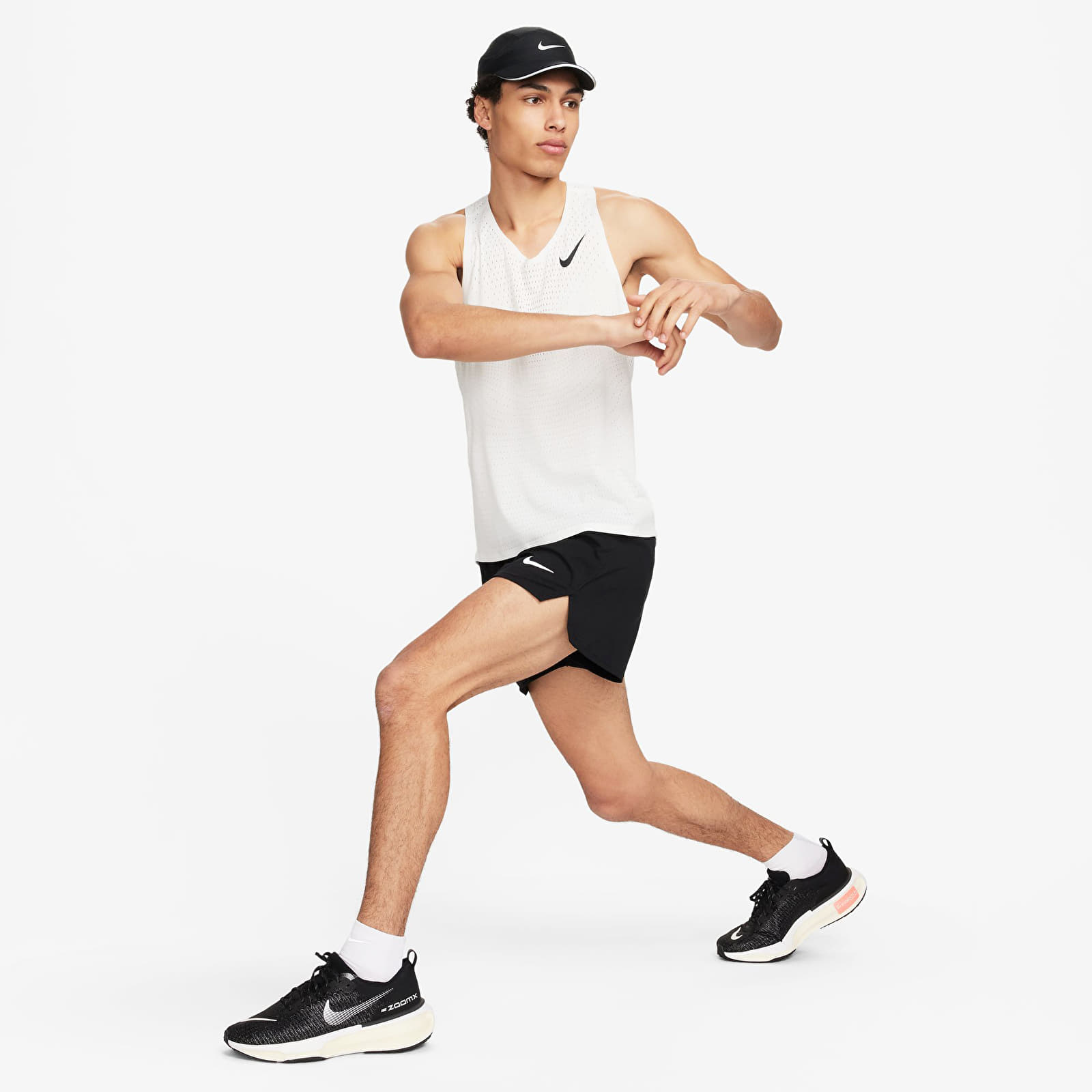Vīriešu topi Nike AeroSwift Men's Dri-FIT ADV Running Singlet Summit White/ Black