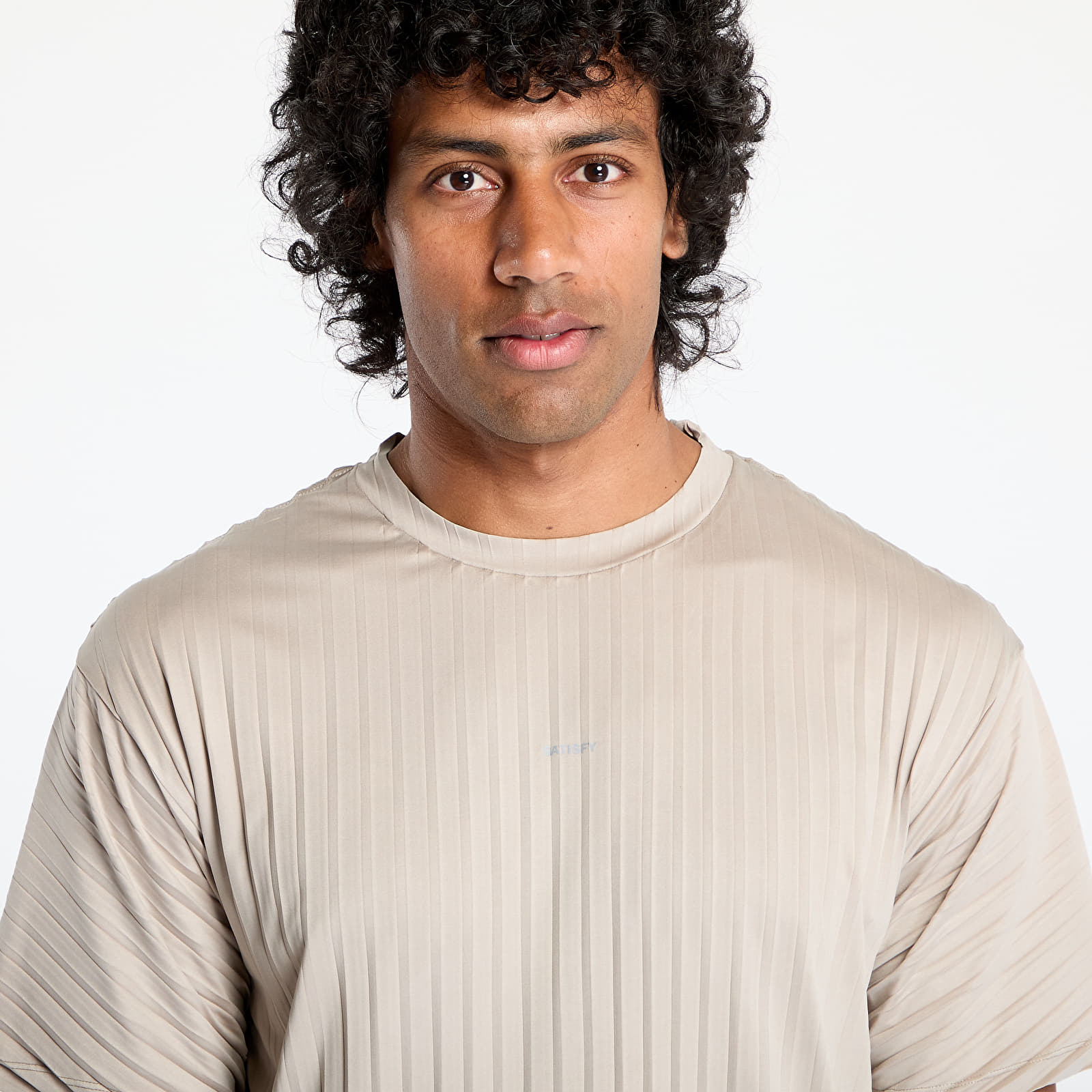T-krekli Satisfy AuraLite Pleated T-Shirt UNISEX Mineral Dune