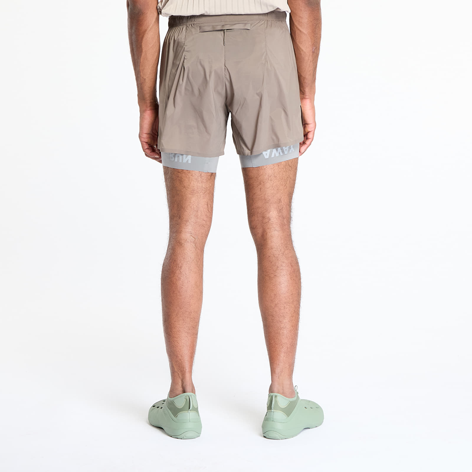 Šorti Satisfy TechSilk 8 Shorts UNISEX Falcon