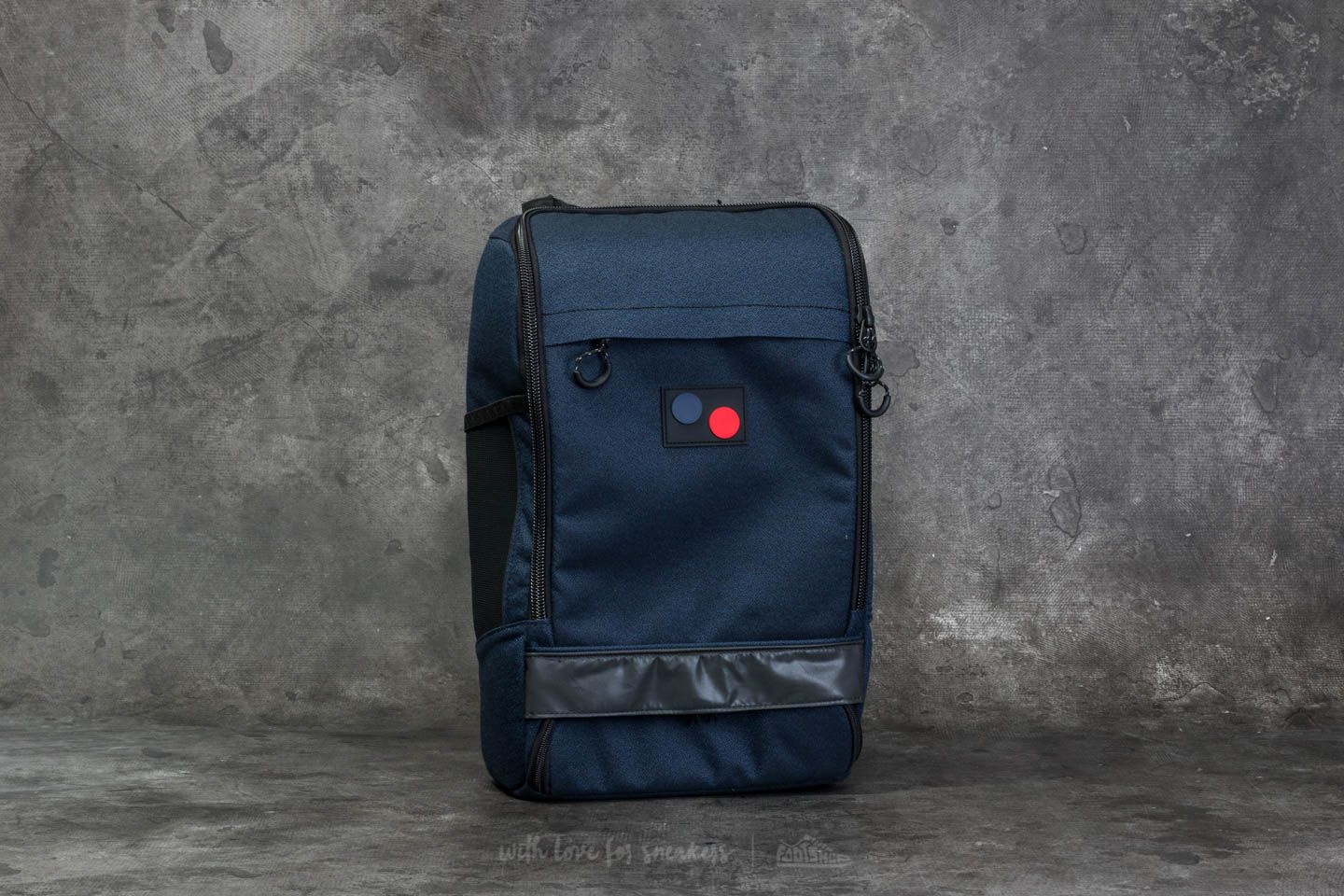 Batohy pinqponq Cubik Medium Backpack Vivid Ocean
