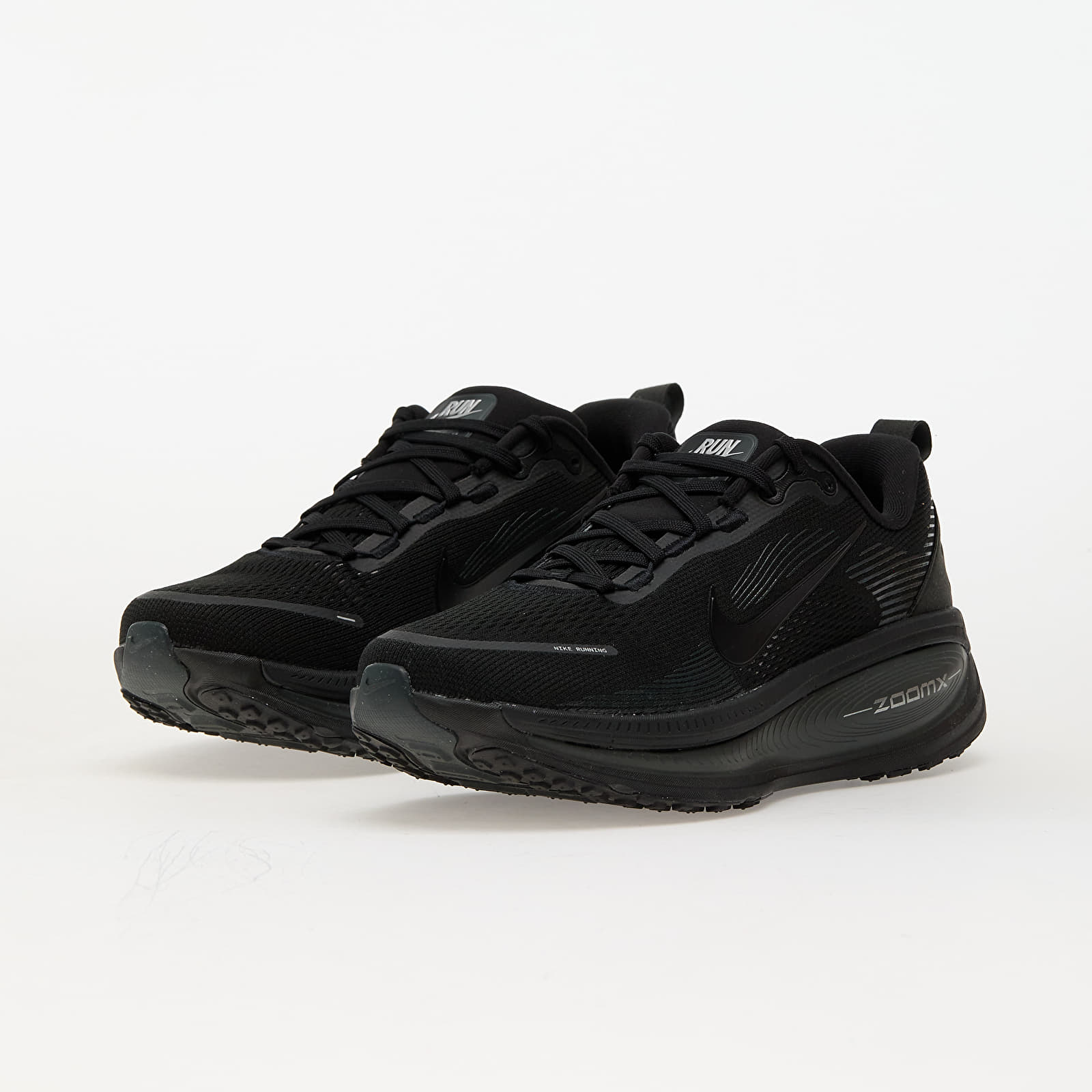 Zapatillas Hombre Nike Vomero 18 Black/ Black-Dk Smoke Grey-Lt Smoke Grey