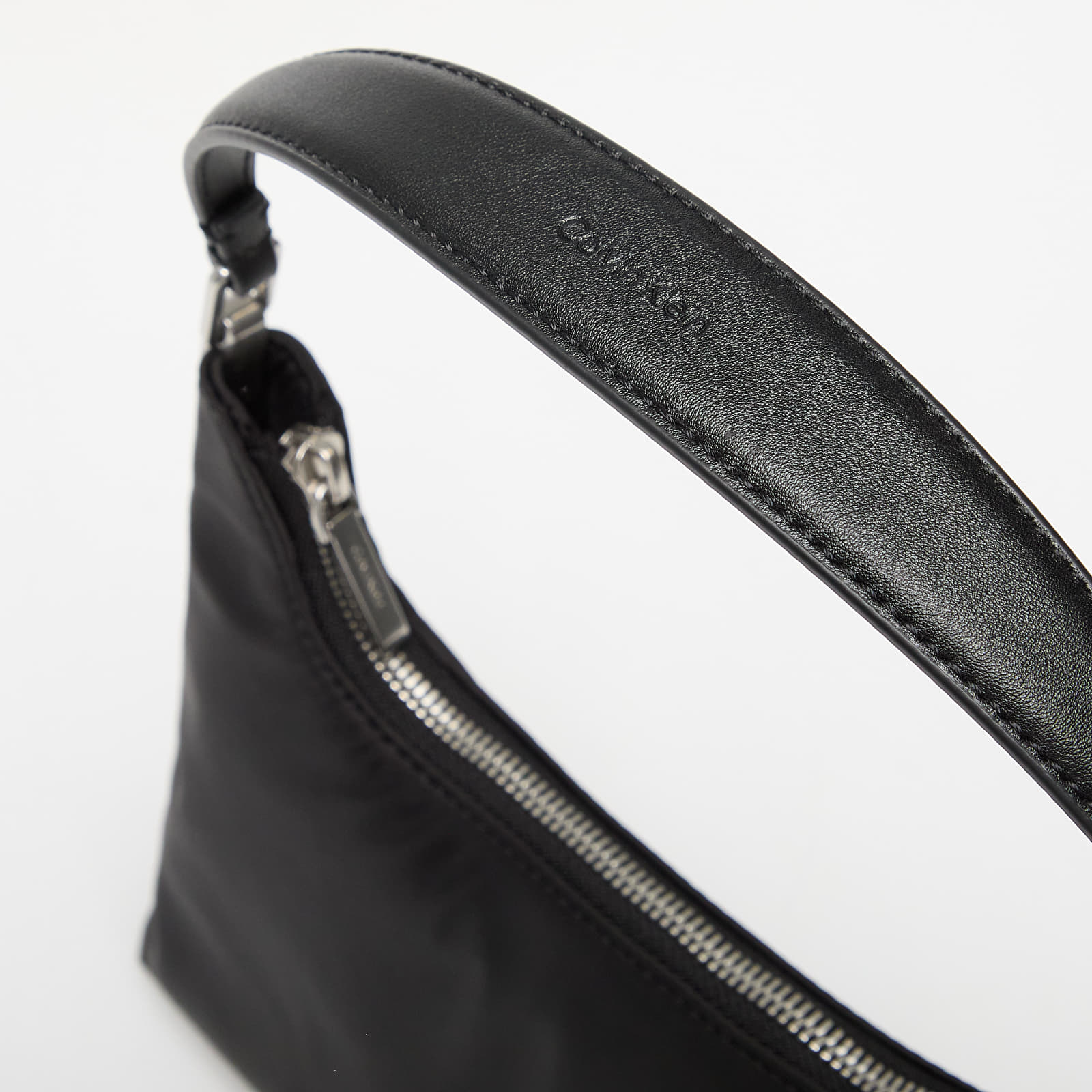 Bandoleras Calvin Klein Jeans Satin Nylon Small Shoulder Bag Black