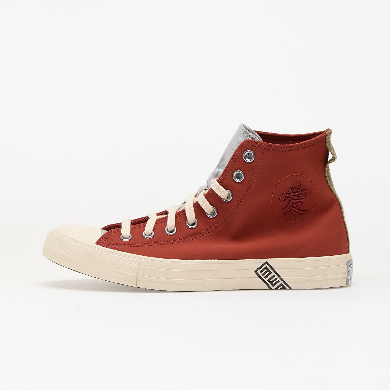 Levně Tenisky Converse x NARUTO SHIPPUDEN Gaara Chuck Taylor All Star Ritual Red/ Natural Ivory/ Black