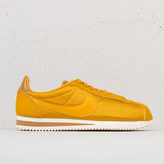 Nike Wmns Classic Cortez Nylon