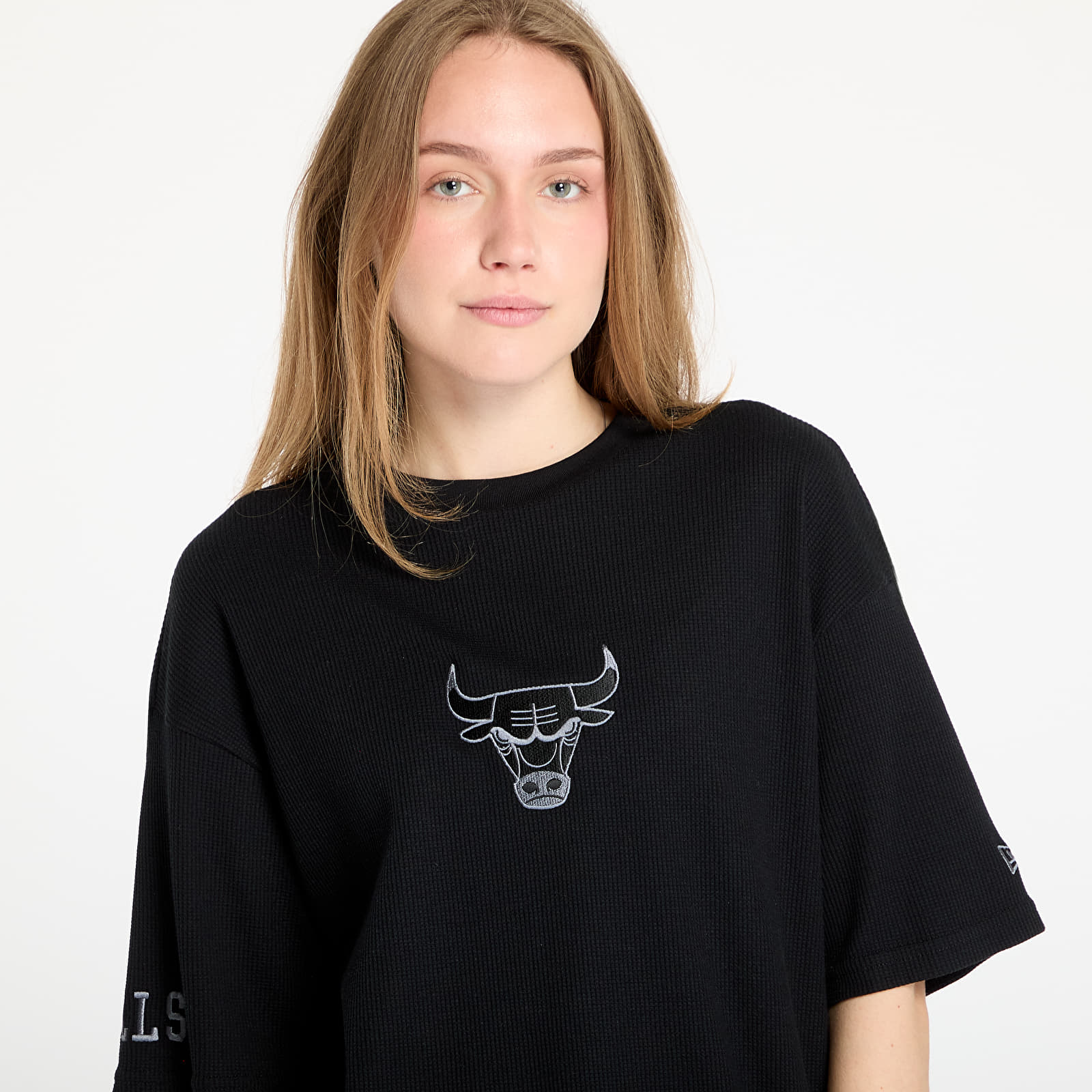 Koszulki New Era Chicago Bulls Waffle Oversized Tee UNISEX Black
