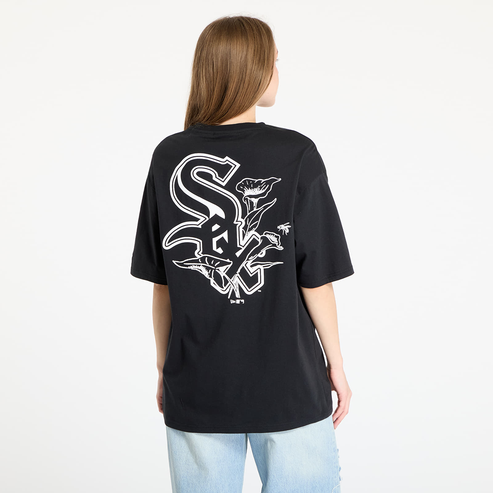 Férfi pólok New Era Chicago White Sox Floral Graphic Oversized Tee UNISEX Black