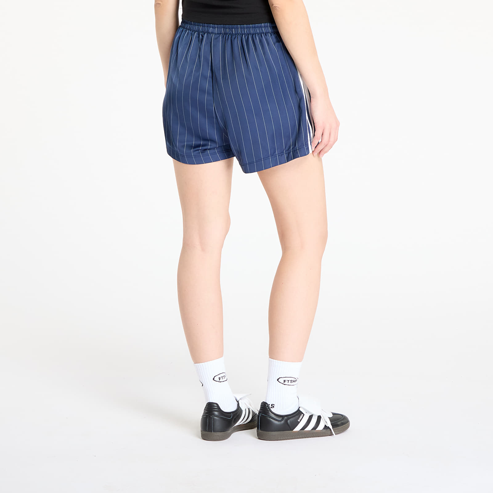 Pantalones cortos adidas Originals Pin-stripe Satin Shorts Night Indigo