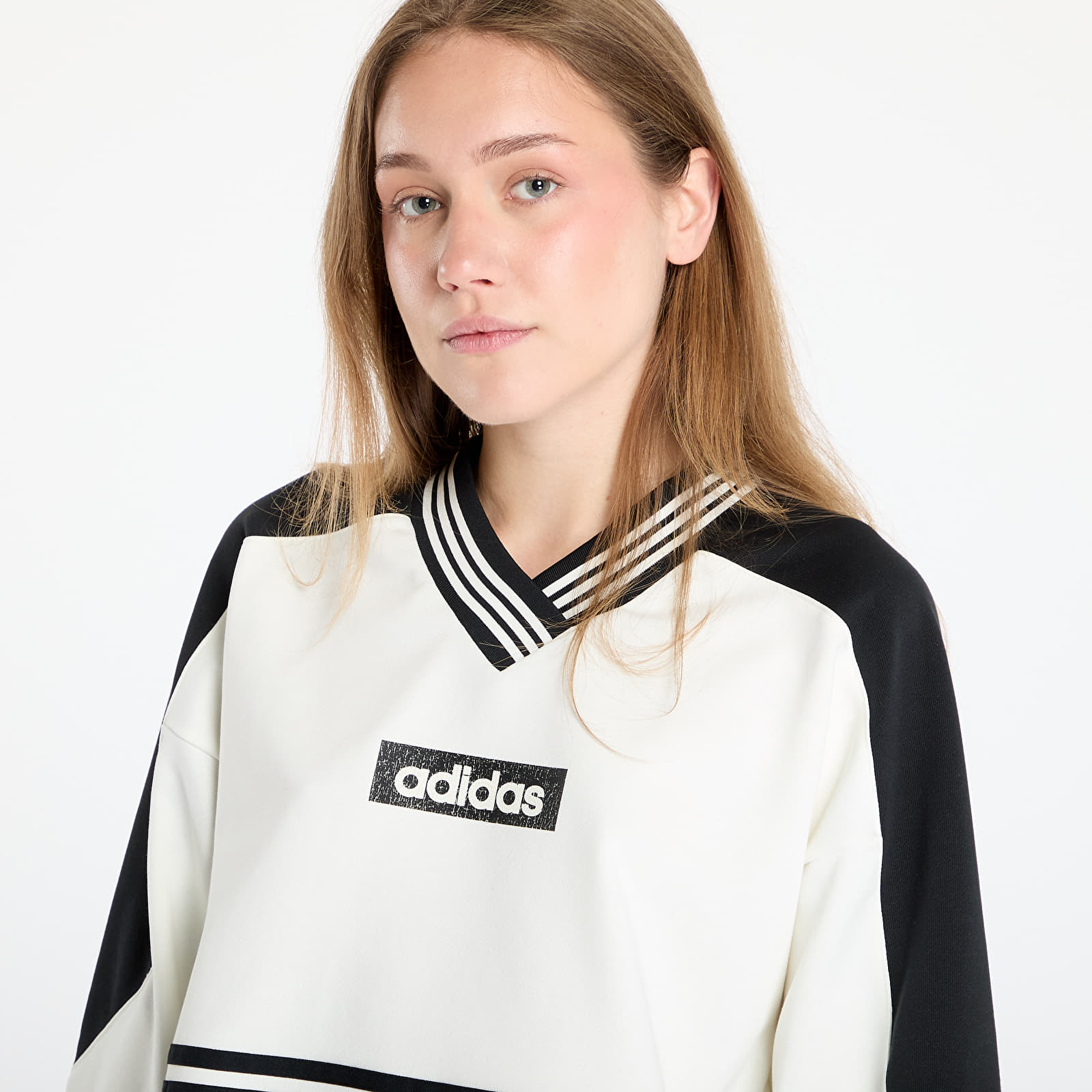 Kapucnis pulóverek és pulcsik adidas Blocking Crewneck Sweatshirt Off White/ Black
