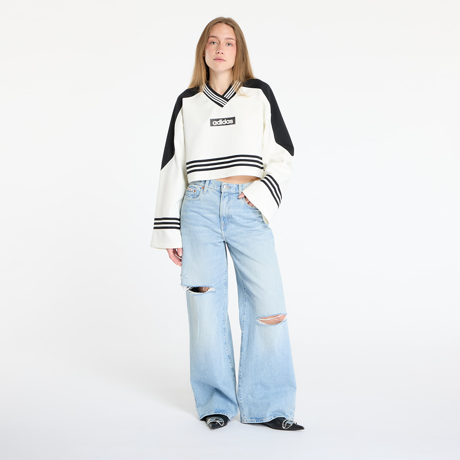 Kapucnis pulóverek és pulcsik adidas Blocking Crewneck Sweatshirt Off White/ Black