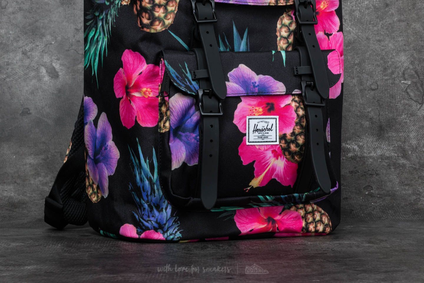 Herschel black pineapple backpack discount