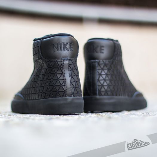Nike blazer metric black deals