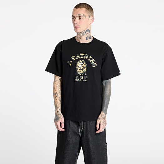 T-skjorte A BATHING APE 1St Camo College Tee UNISEX Black