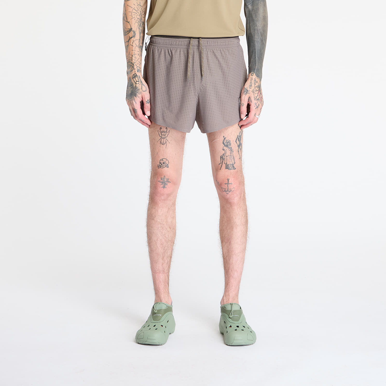 Pánske šortky Satisfy Space-O 2.5 Distance Shorts UNISEX Taupe