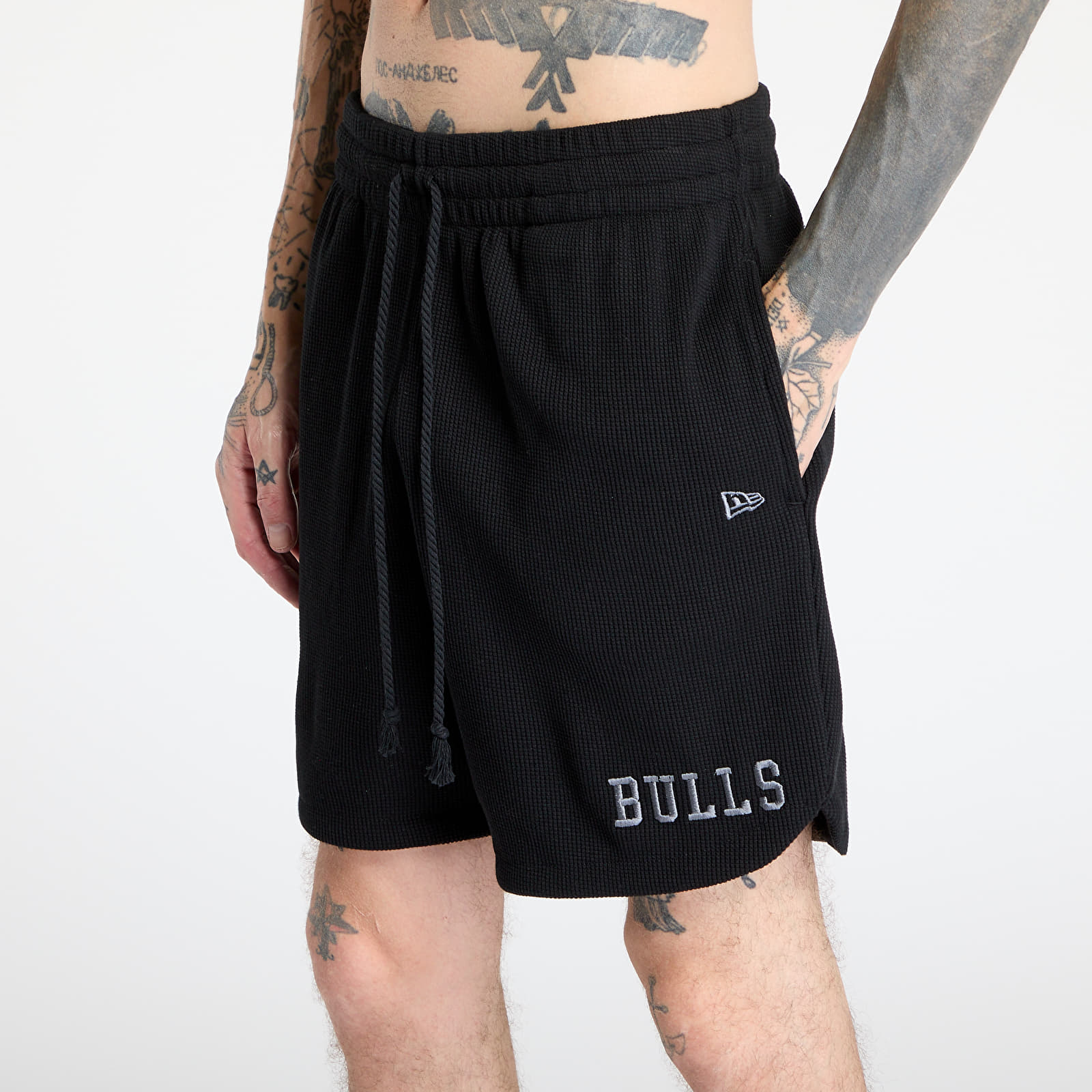 Kurzhosen New Era Chicago Bulls Waffle Short Black