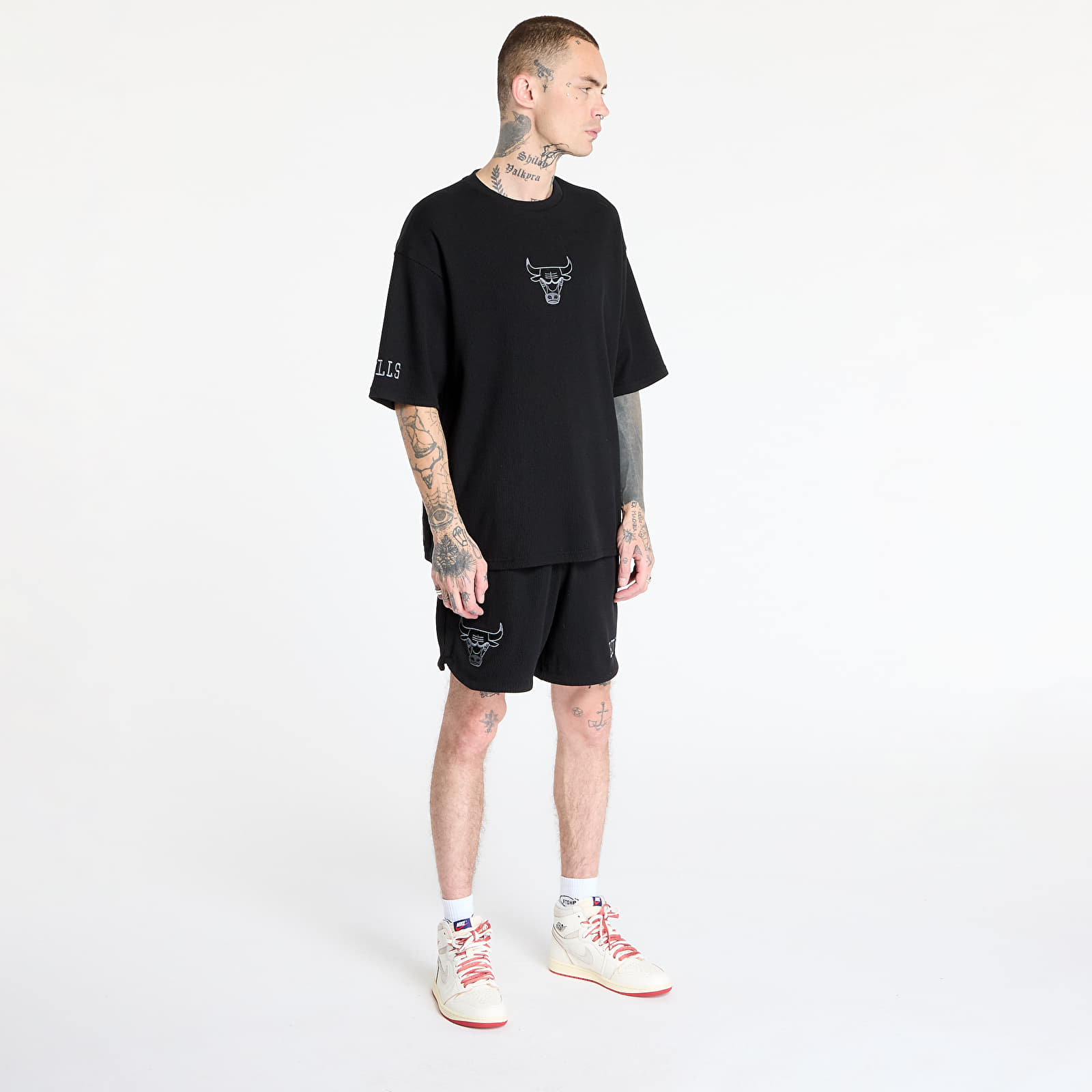 Koszulki New Era Chicago Bulls Waffle Oversized Tee UNISEX Black