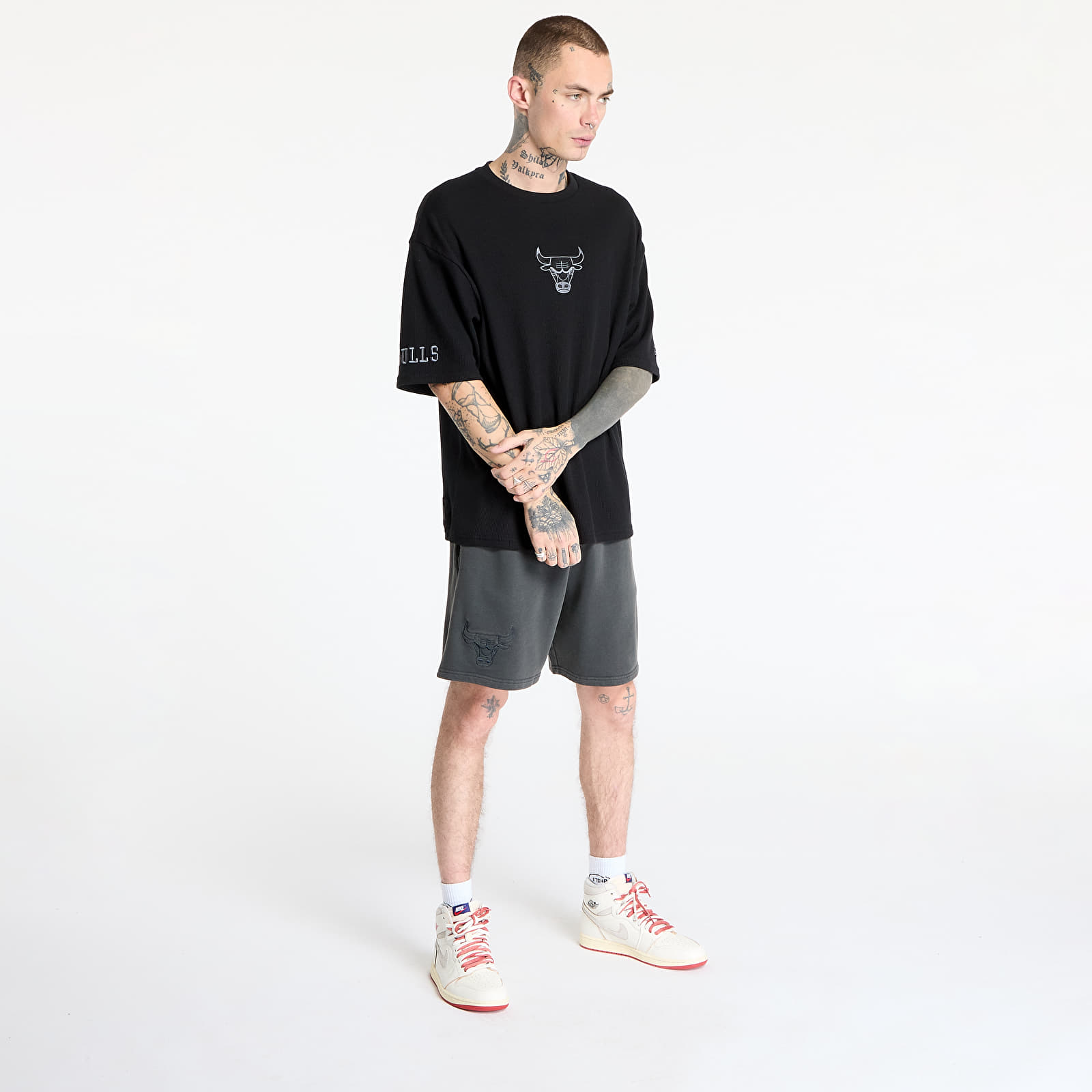 Rövidnadrágok New Era Chicago Bulls Washed Short White Heather Gray