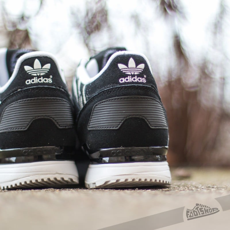 Adidas zx 700 2018 hotsell