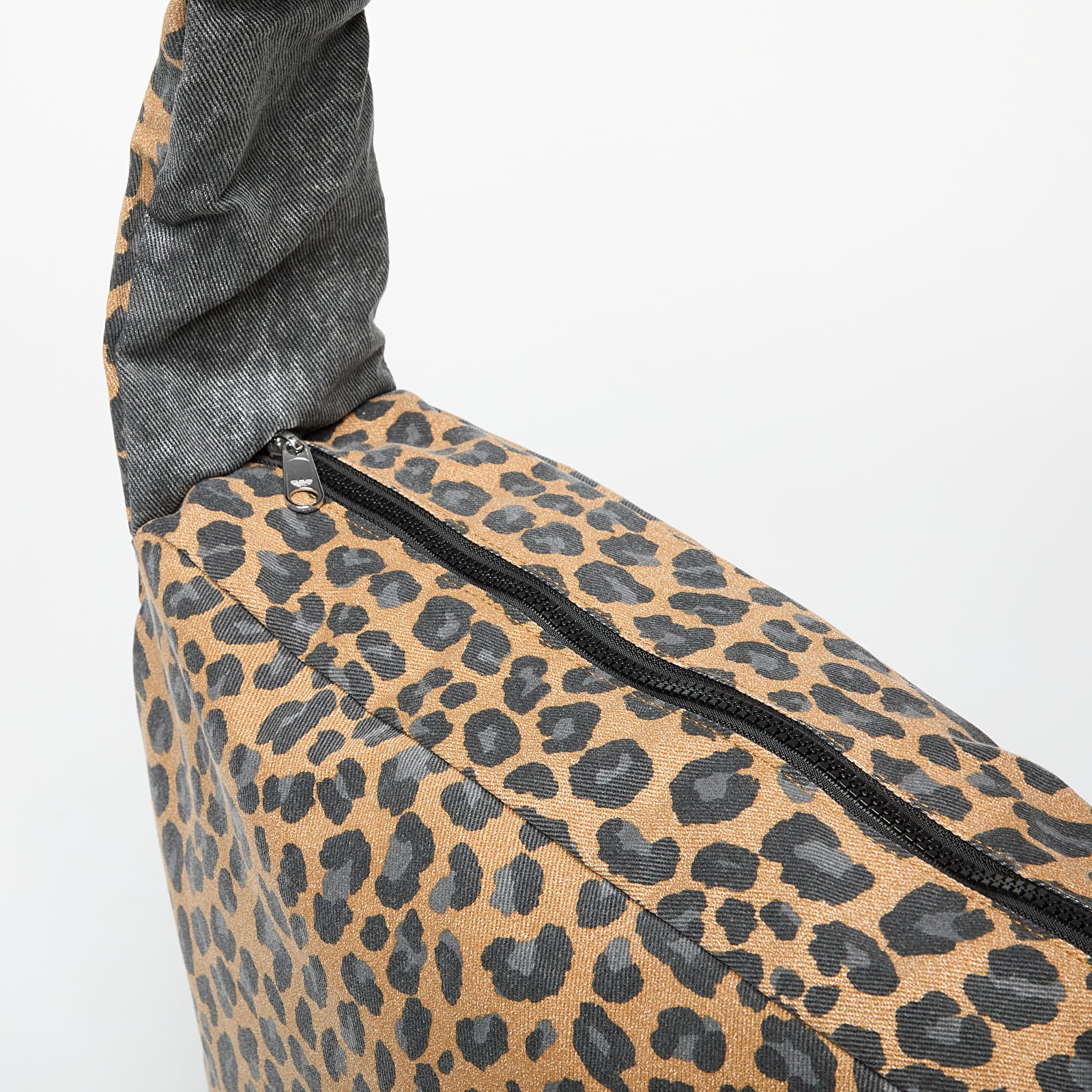 Tašky cez rameno adidas Leopard Large Shoulder Bag Bronze Strata