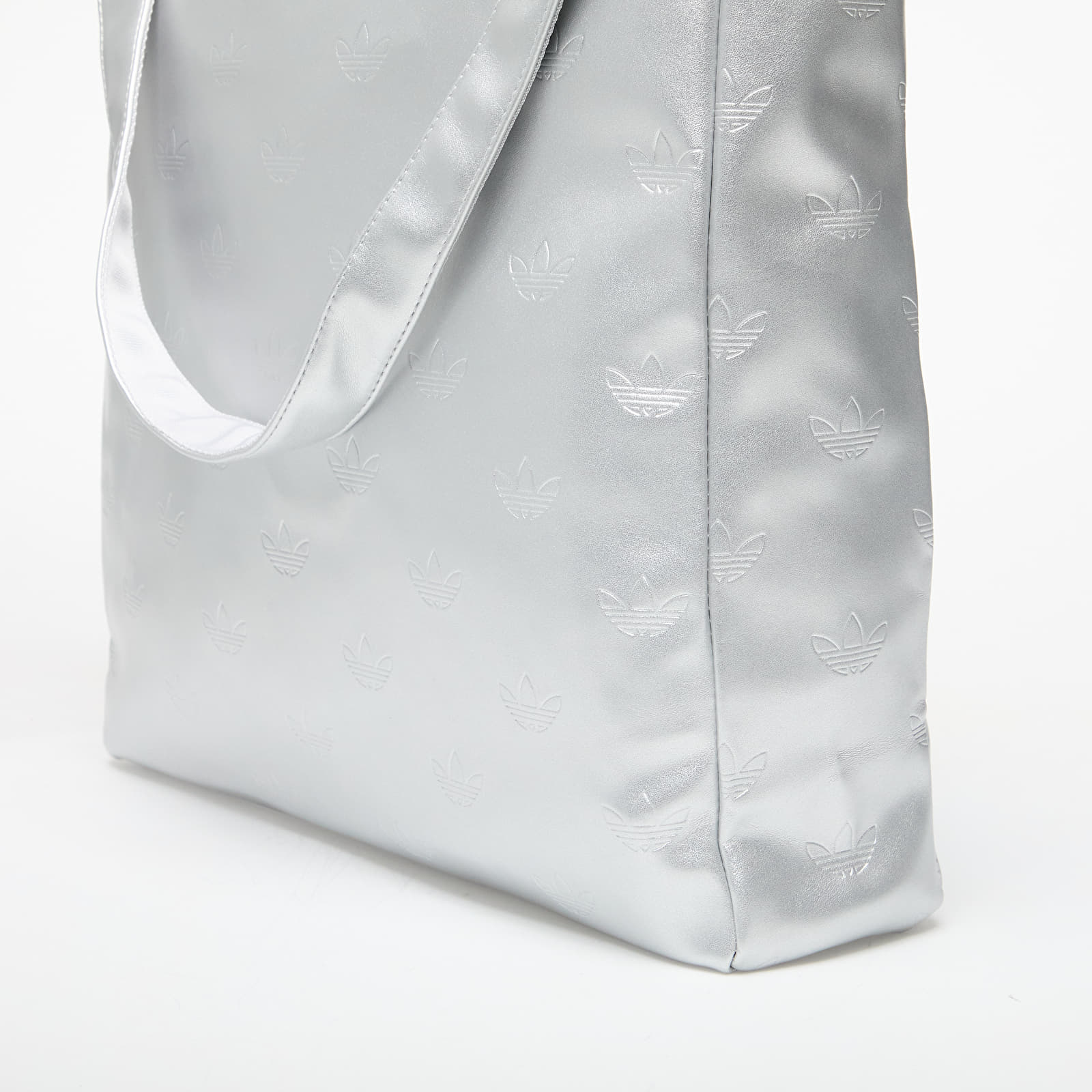 Torby przez ramię adidas Adicolor Sh Bag Silver Metallic